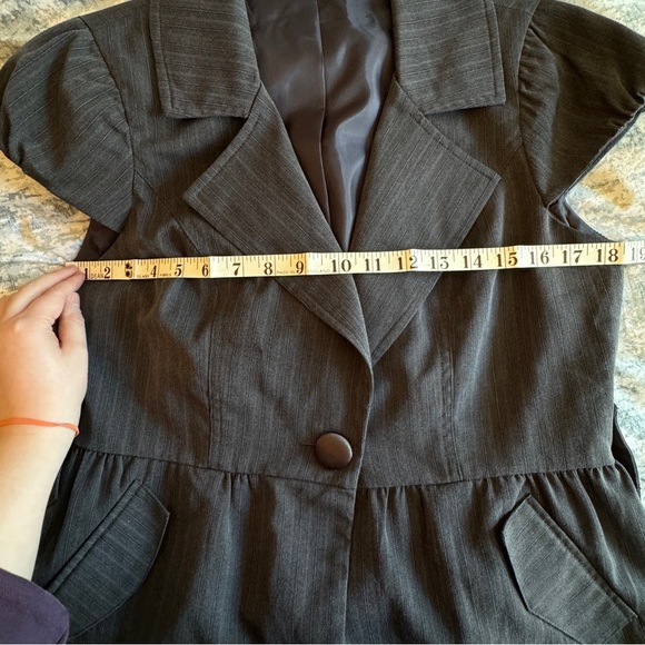 Guess Y2K Office Siren Cap Sleeve Blazer Sz L Gray Pinstripe Sexy 90s NO BELT - Picture 14 of 15